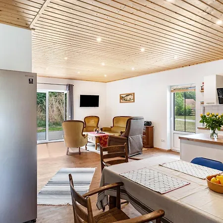 Moderner Bungalow, Rollstuhlgerecht 度假居 Warnow (Rostock)